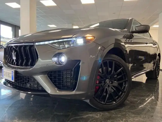 Photo 1 : Maserati Levante 2021 Diesel