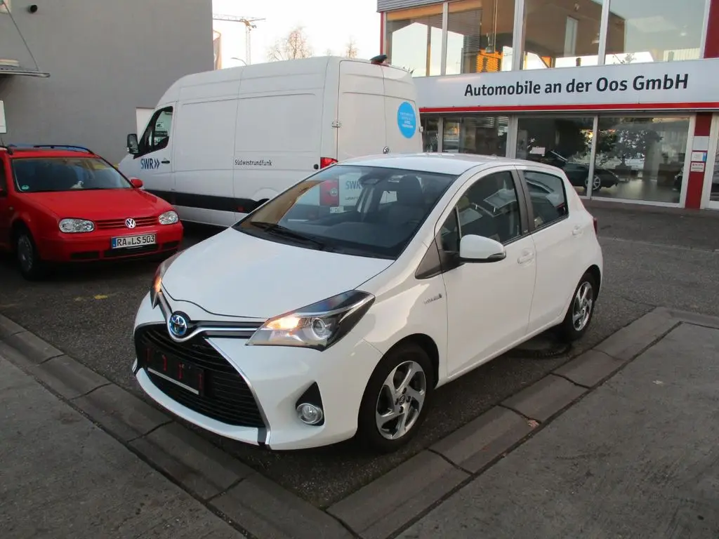 Photo 1 : Toyota Yaris 2016 Hybride