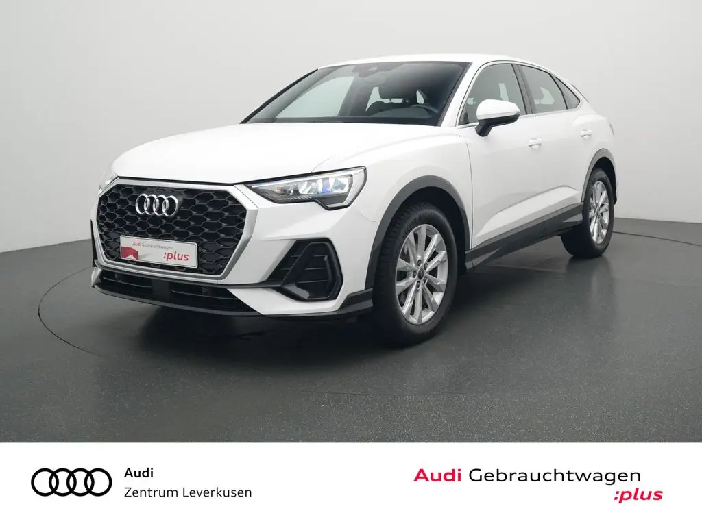 Photo 1 : Audi Q3 2021 Diesel