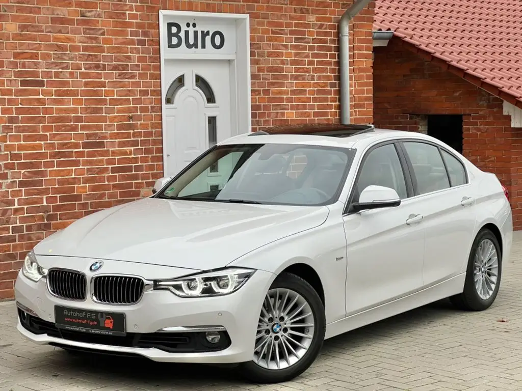 Photo 1 : Bmw Serie 3 2015 Petrol