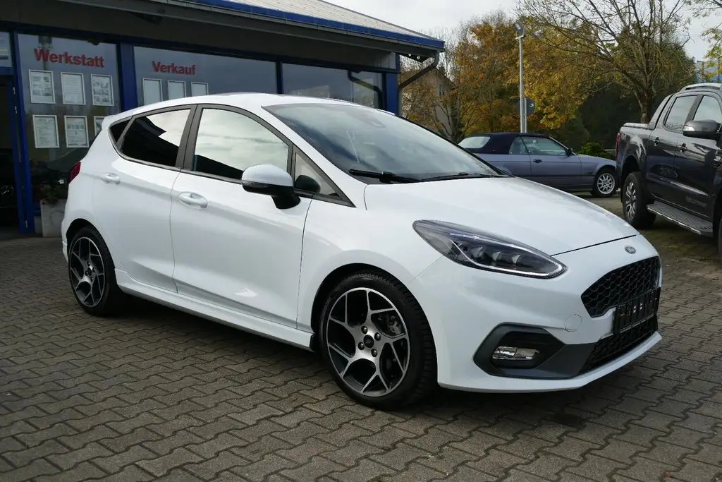 Photo 1 : Ford Fiesta 2020 Petrol