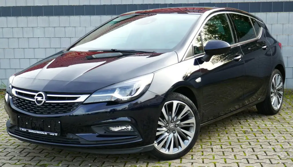 Photo 1 : Opel Astra 2018 Petrol