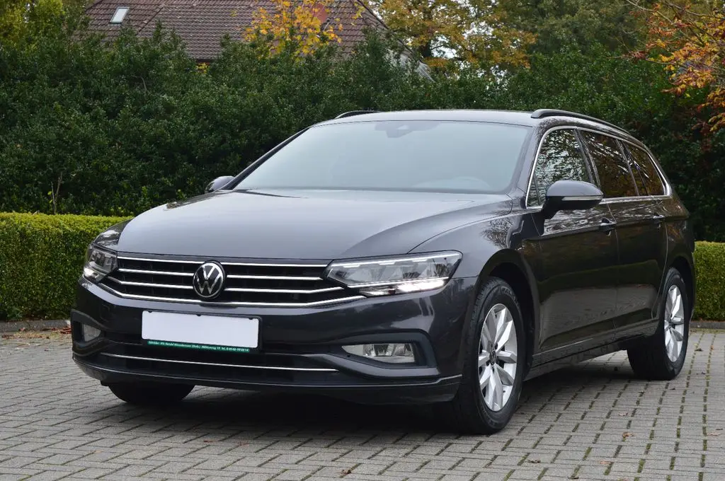 Photo 1 : Volkswagen Passat 2021 Diesel