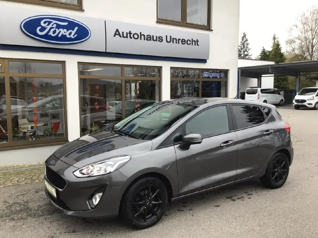 Photo 1 : Ford Fiesta 2018 Petrol