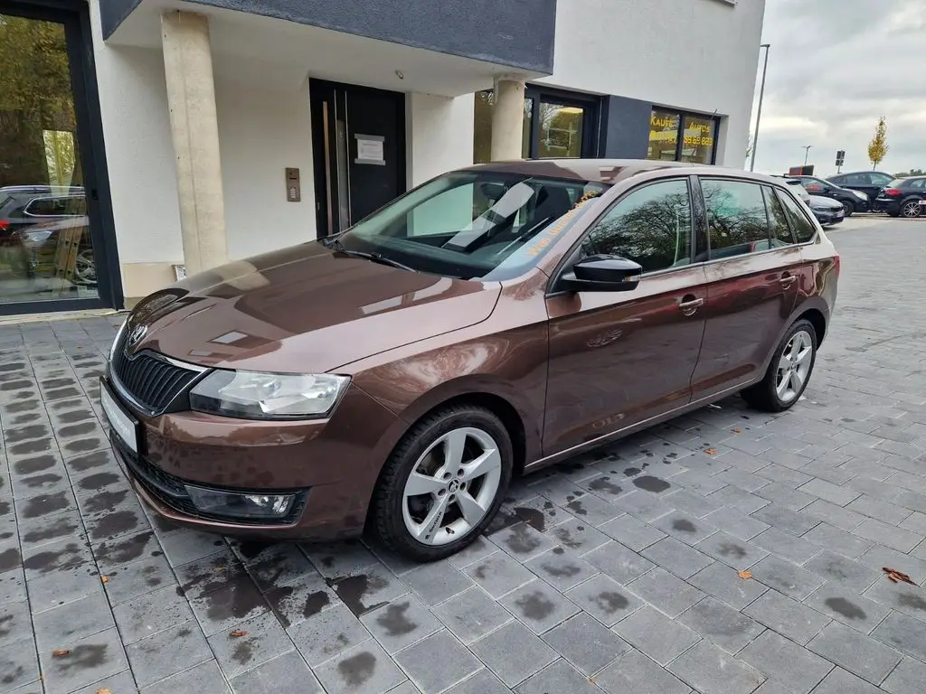 Photo 1 : Skoda Rapid 2016 Essence