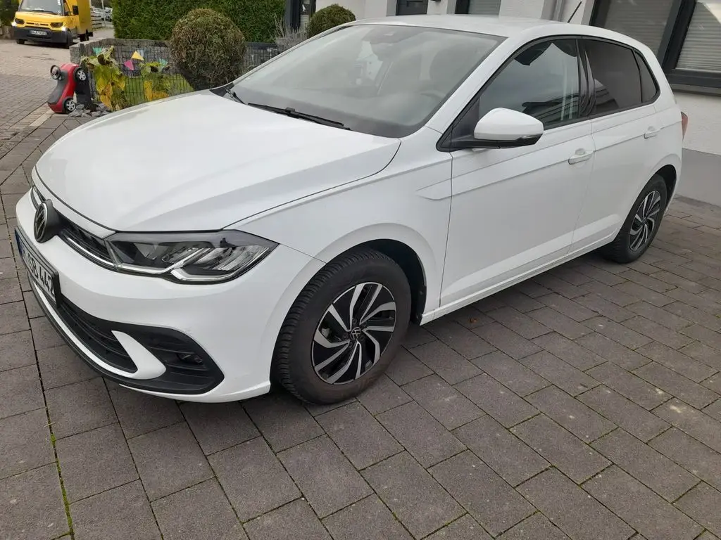 Photo 1 : Volkswagen Polo 2022 Petrol