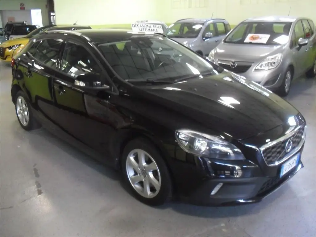 Photo 1 : Volvo V40 2016 Diesel