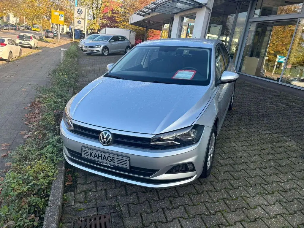 Photo 1 : Volkswagen Polo 2020 Essence