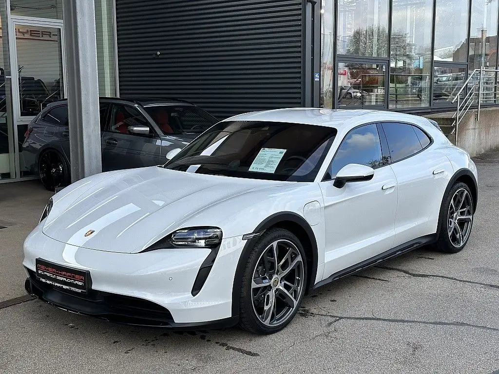 Photo 1 : Porsche Taycan 2021 Non renseigné