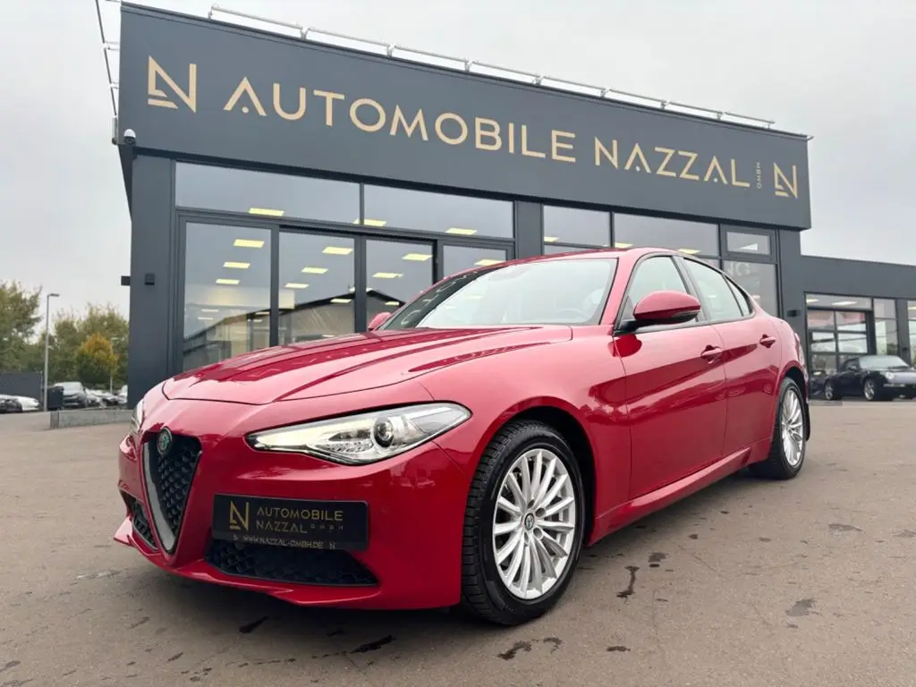 Photo 1 : Alfa Romeo Giulia 2020 Petrol