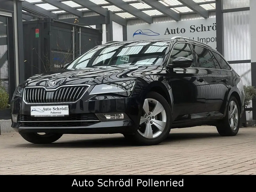 Photo 1 : Skoda Superb 2018 Diesel