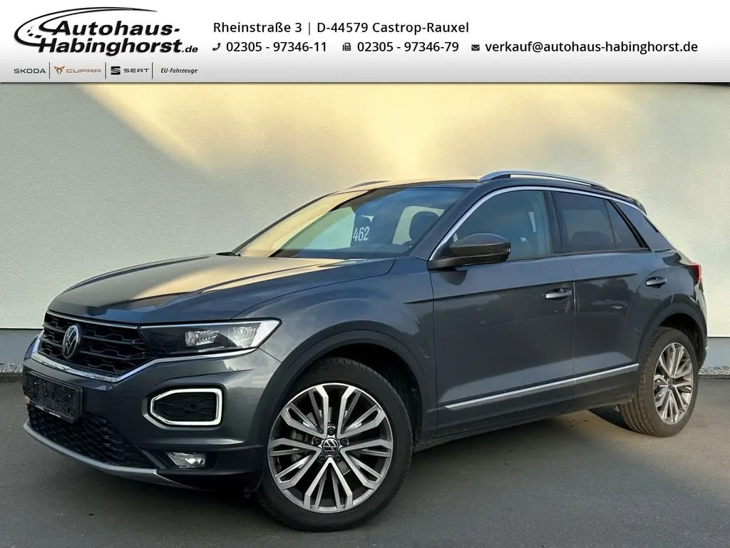 Photo 1 : Volkswagen T-roc 2021 Essence