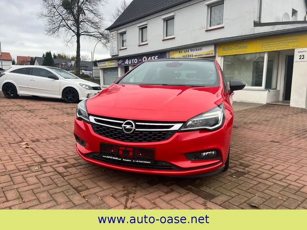 Photo 1 : Opel Astra 2017 Essence