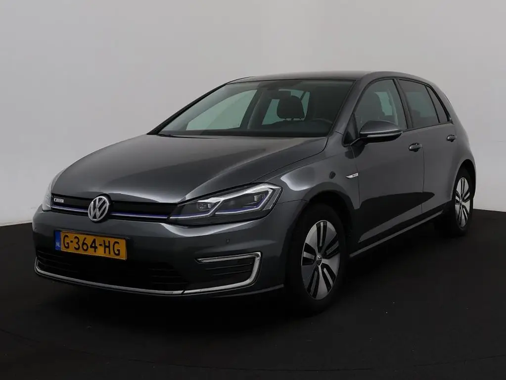 Photo 1 : Volkswagen Golf 2019 Not specified