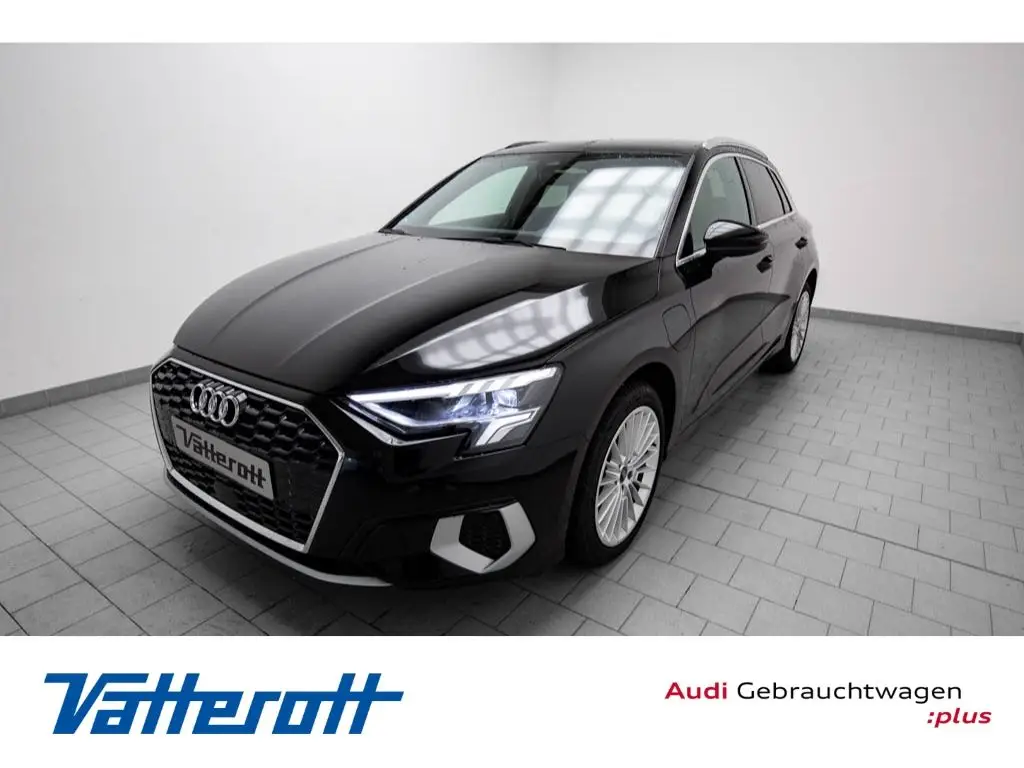 Photo 1 : Audi A3 2020 Hybride