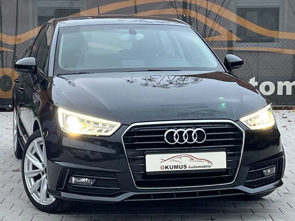 Photo 1 : Audi A1 2016 Petrol