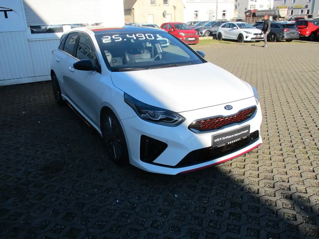 Photo 1 : Kia Ceed 2021 Petrol