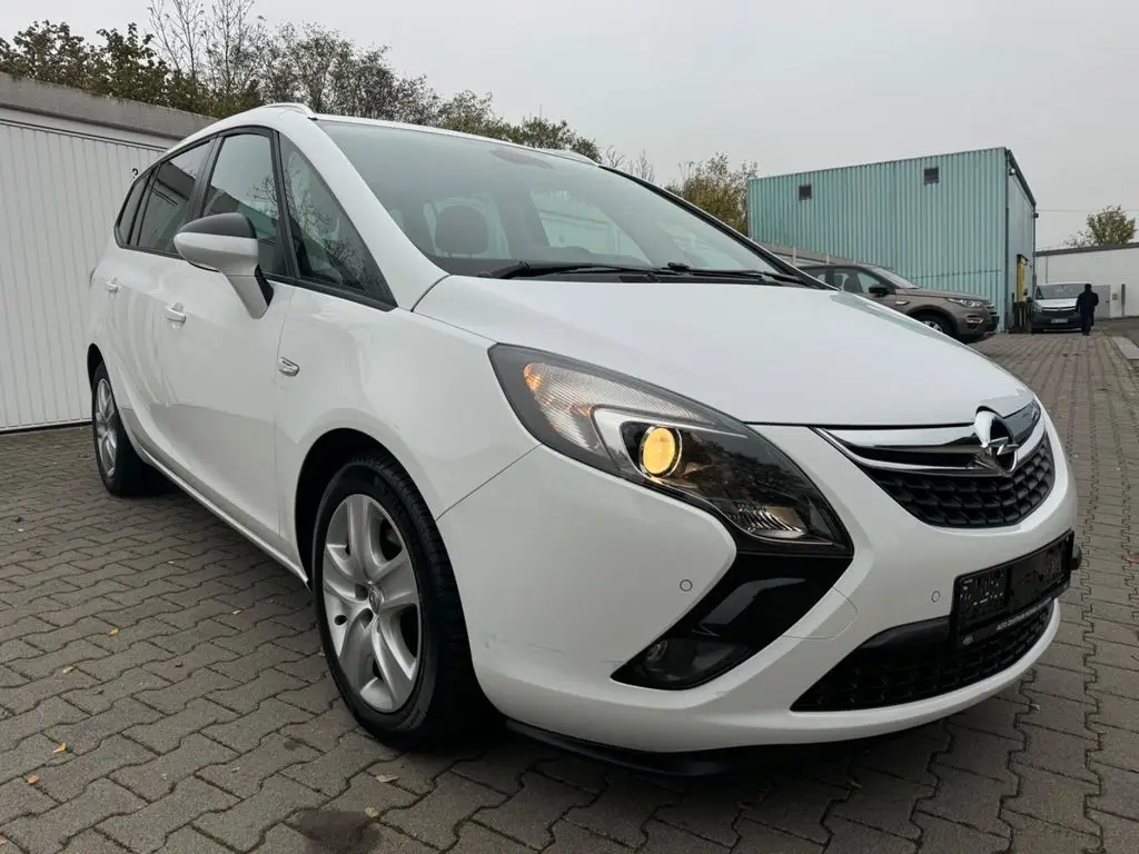 Photo 1 : Opel Zafira 2015 Diesel