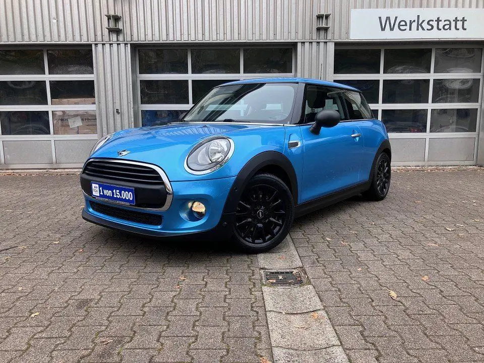 Photo 1 : Mini One 2015 Petrol