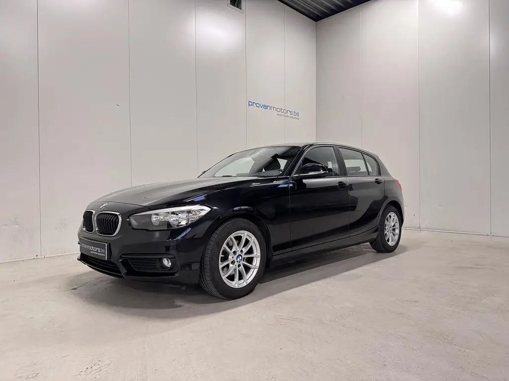 Photo 1 : Bmw Serie 1 2019 Petrol