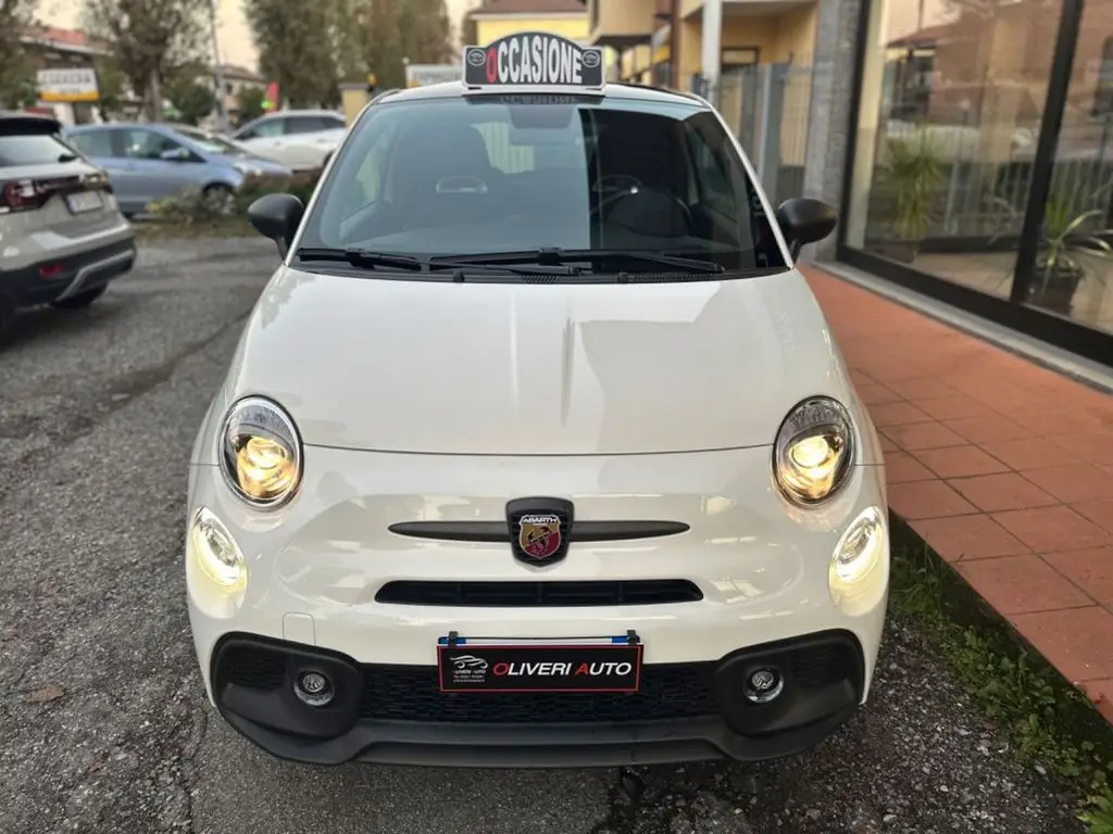 Photo 1 : Abarth 595 2023 Essence