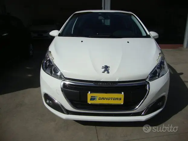 Photo 1 : Peugeot 208 2016 Diesel