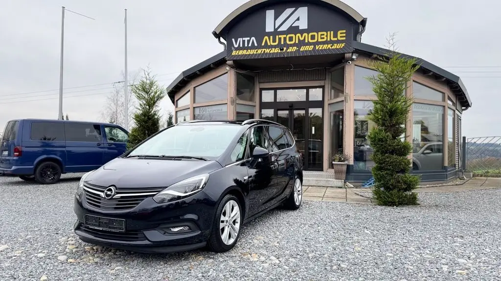 Photo 1 : Opel Zafira 2018 Diesel