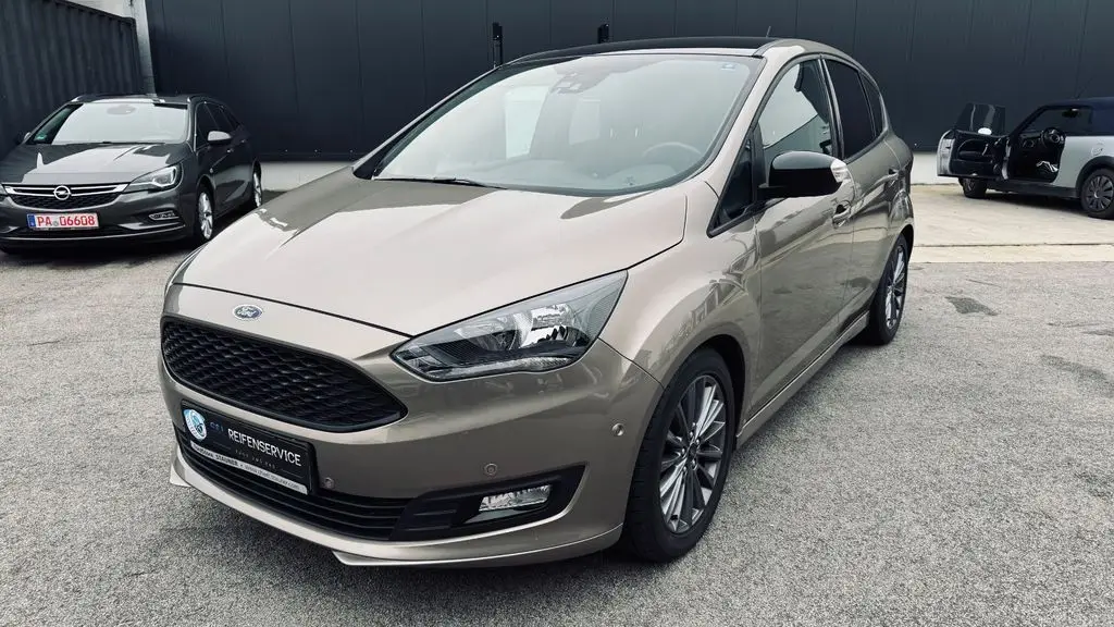 Photo 1 : Ford C-max 2019 Petrol