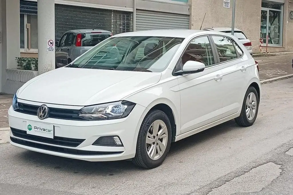 Photo 1 : Volkswagen Polo 2018 Essence