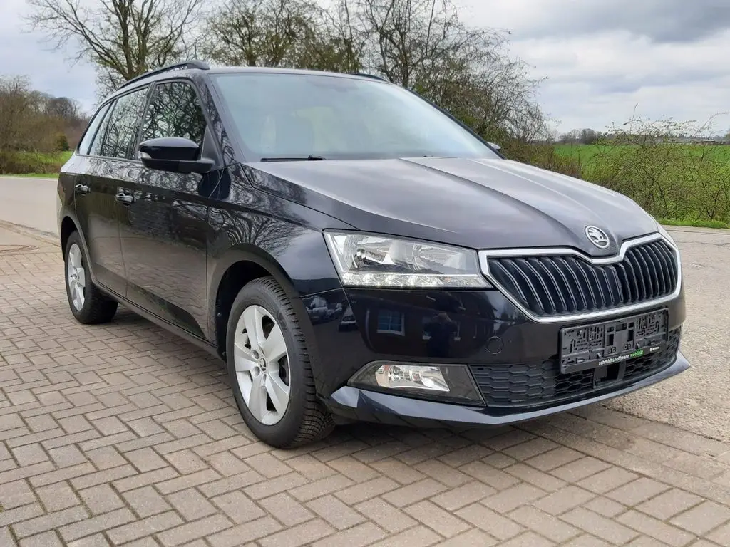 Photo 1 : Skoda Fabia 2018 Petrol