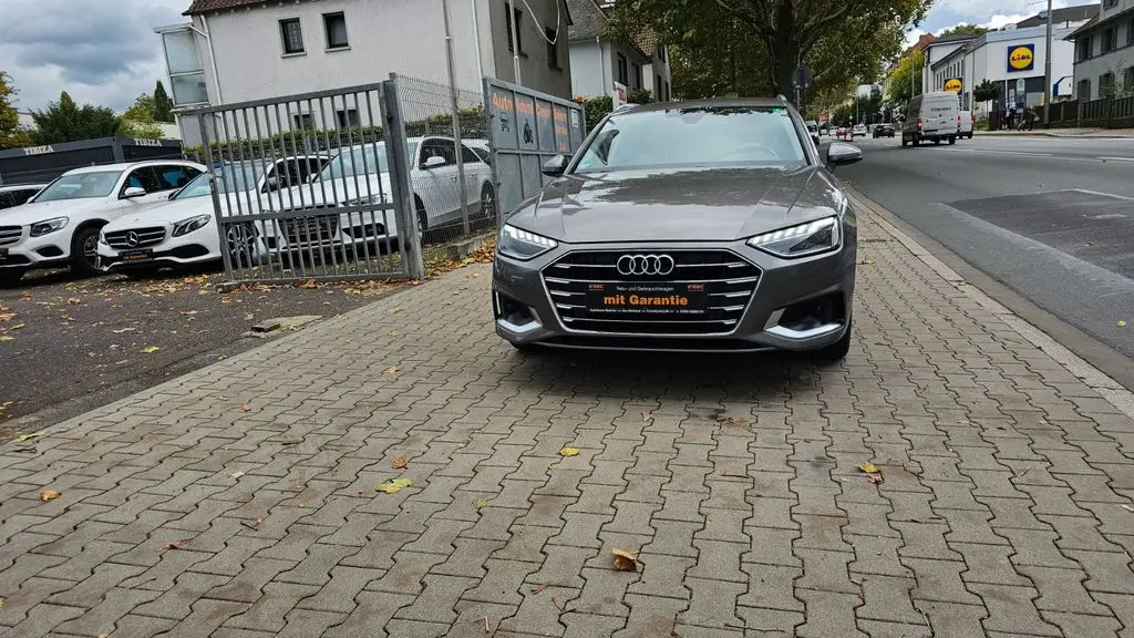 Photo 1 : Audi A4 2022 Diesel