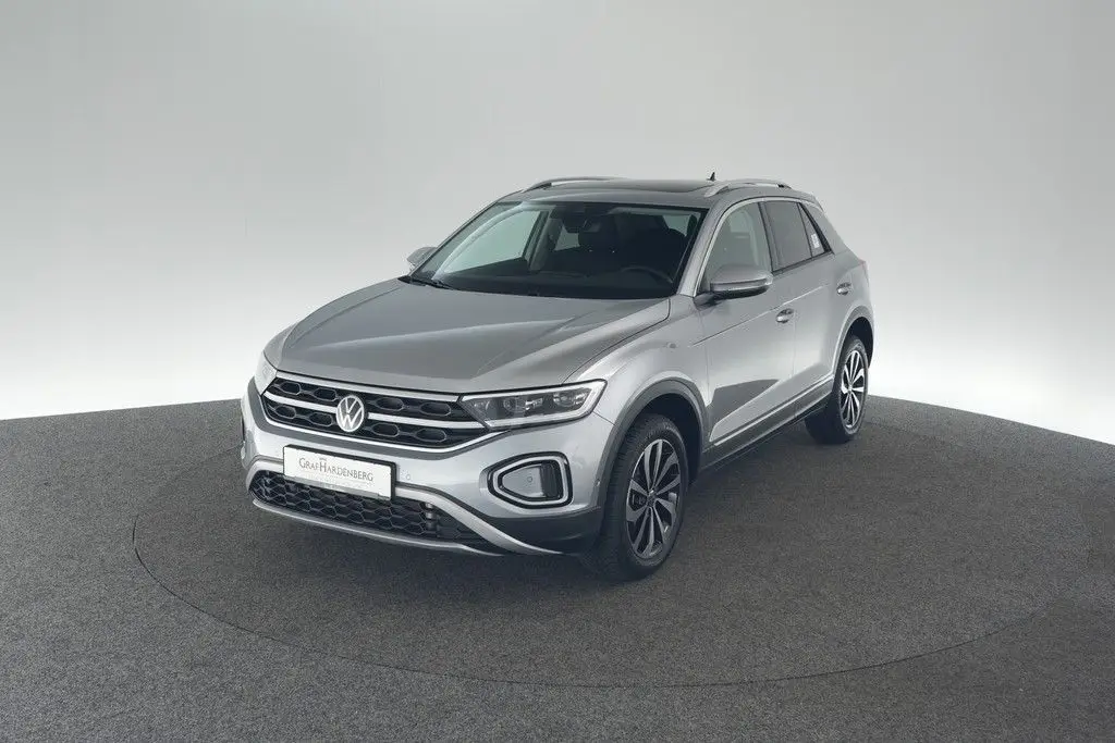 Photo 1 : Volkswagen T-roc 2024 Essence