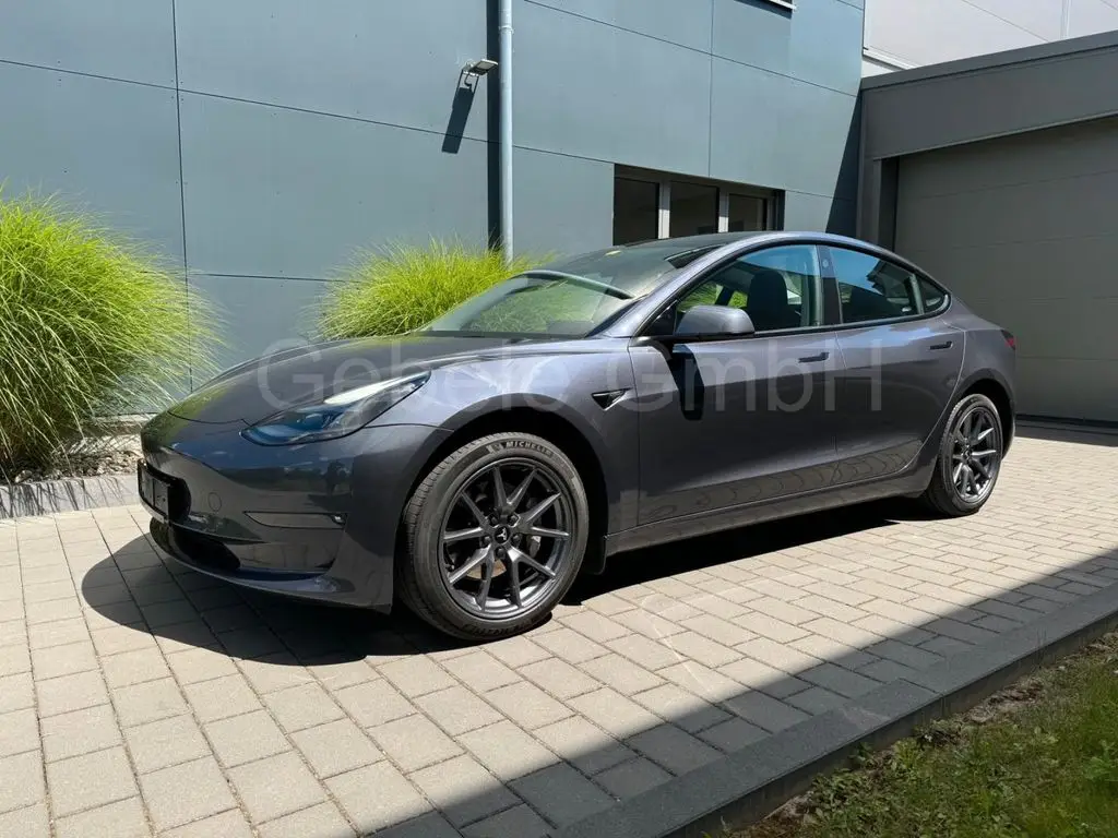 Photo 1 : Tesla Model 3 2023 Non renseigné