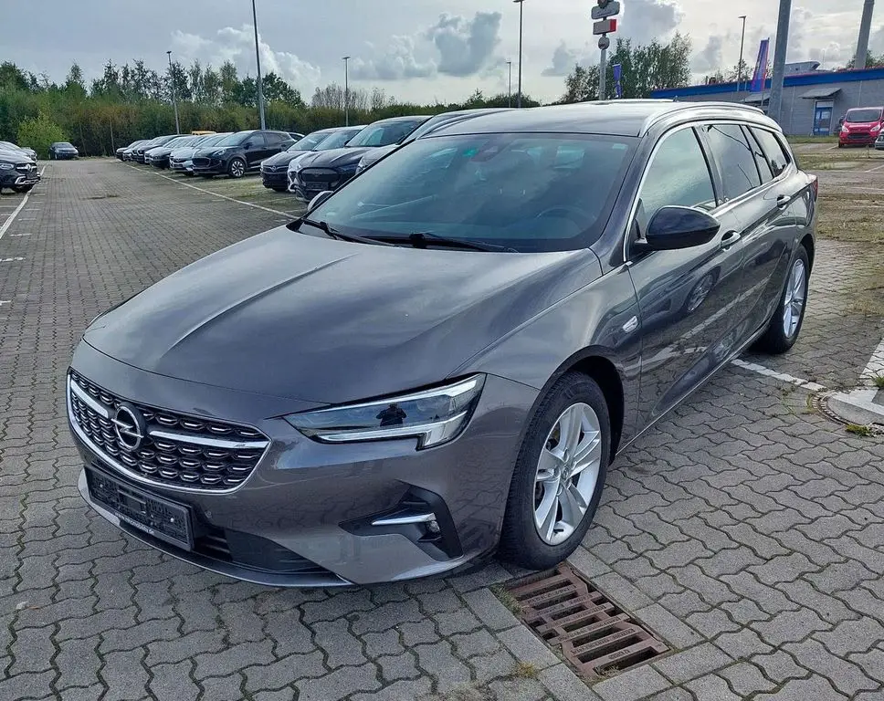 Photo 1 : Opel Insignia 2022 Diesel