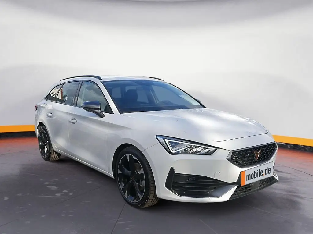 Photo 1 : Cupra Leon 2024 Petrol