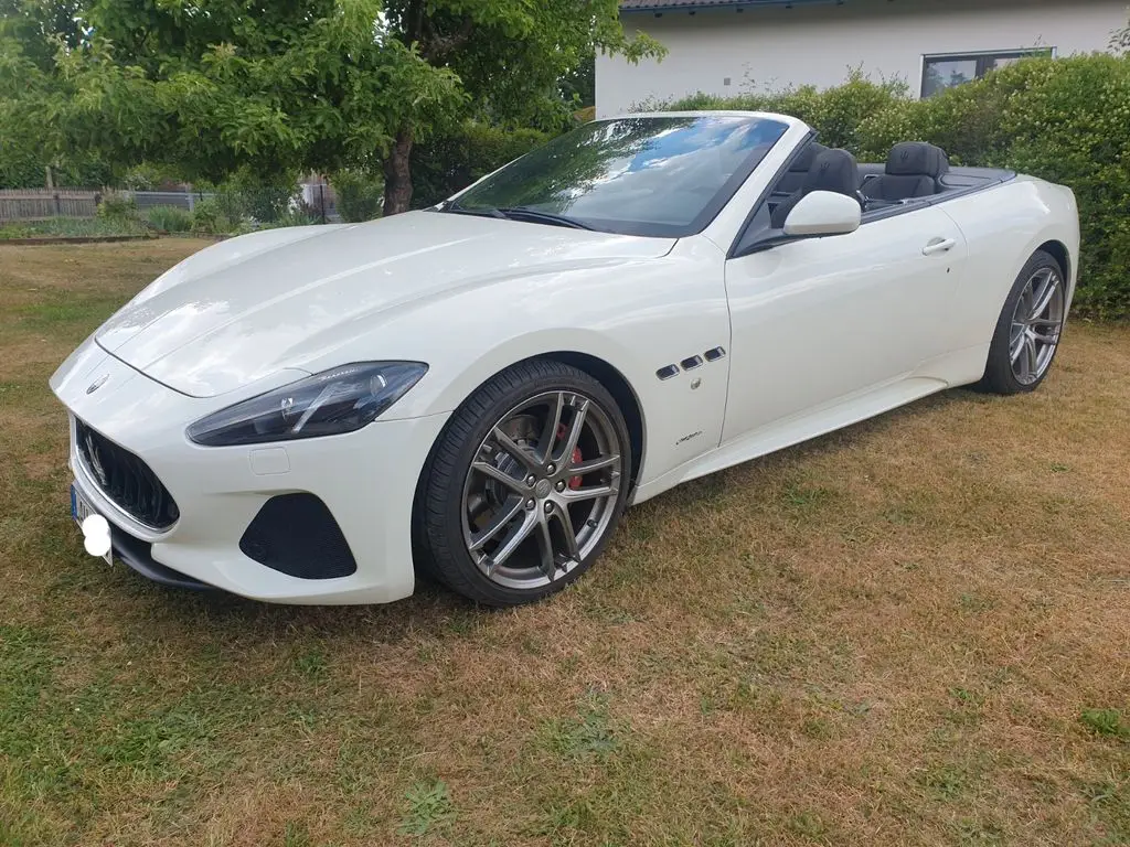 Photo 1 : Maserati Grancabrio 2020 Petrol