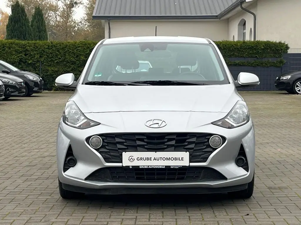 Photo 1 : Hyundai I10 2023 Essence