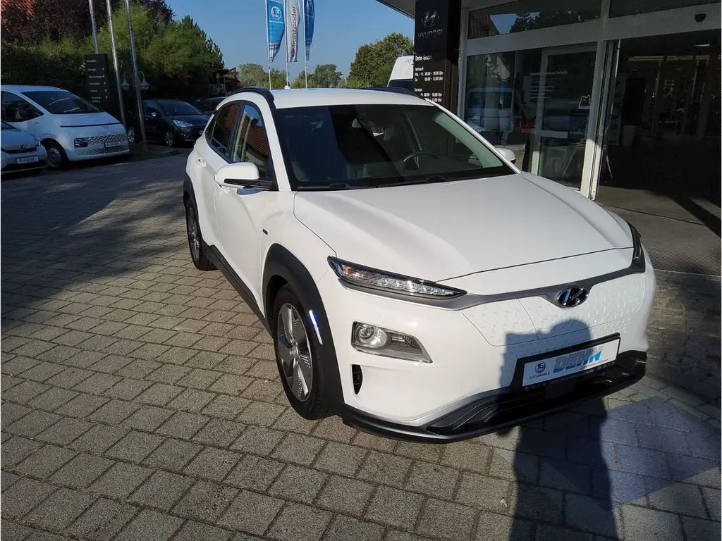 Photo 1 : Hyundai Kona 2021 Non renseigné