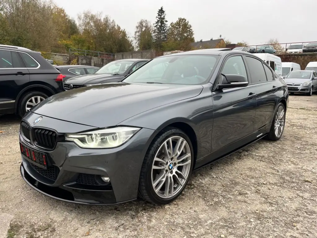 Photo 1 : Bmw Serie 3 2018 Essence