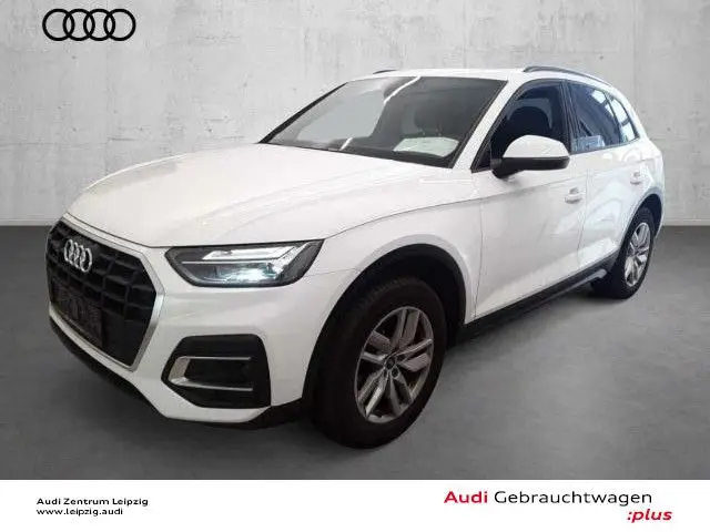 Photo 1 : Audi Q5 2021 Hybride