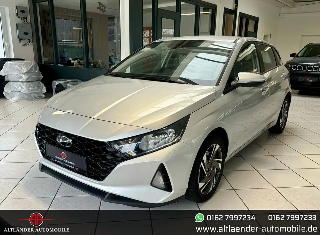 Photo 1 : Hyundai I20 2023 Petrol