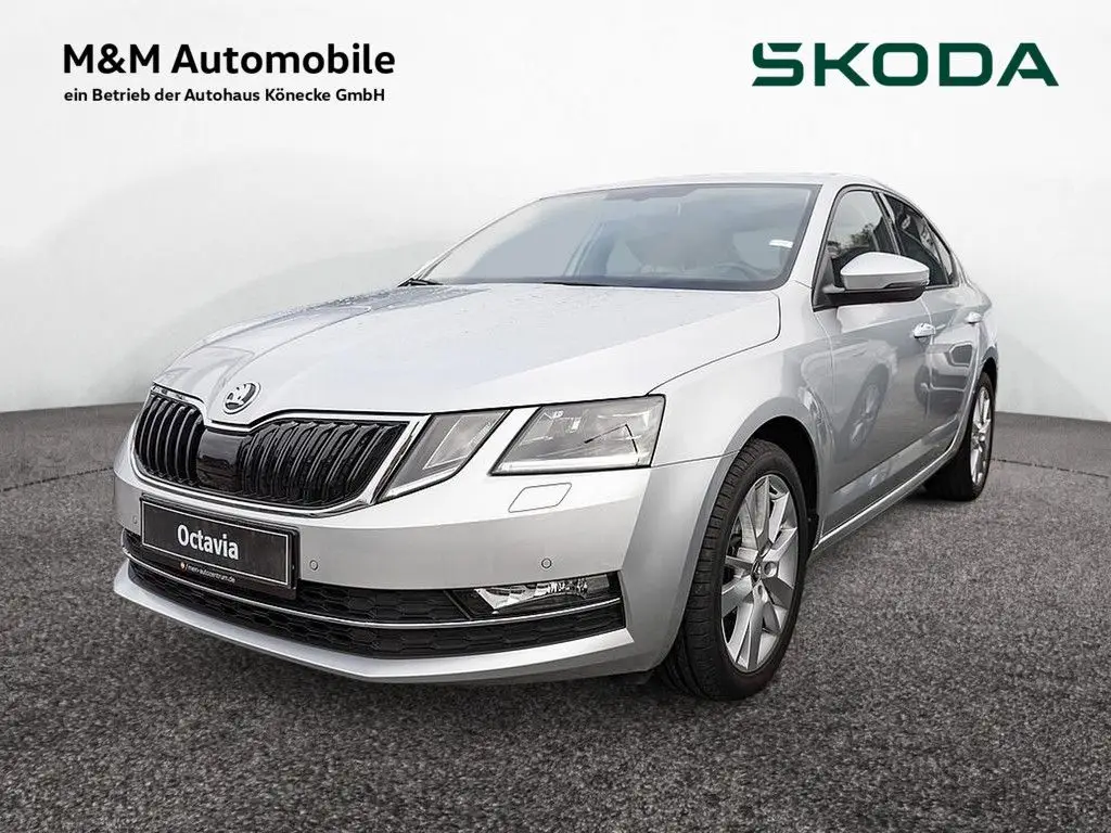 Photo 1 : Skoda Octavia 2017 Essence