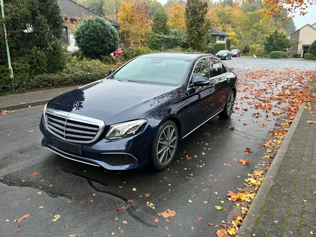 Photo 1 : Mercedes-benz Classe E 2018 Petrol