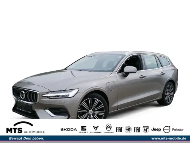 Photo 1 : Volvo V60 2020 Hybride