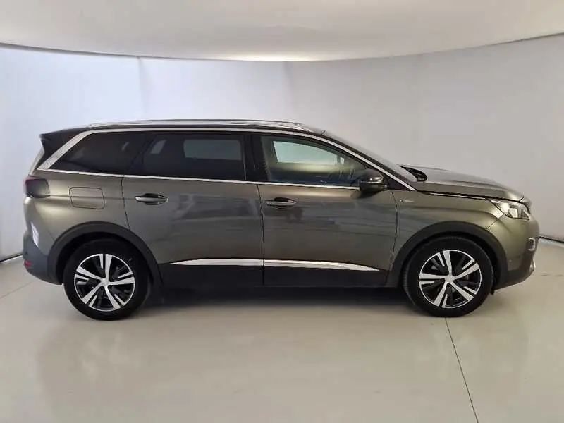 Photo 1 : Peugeot 5008 2020 Diesel