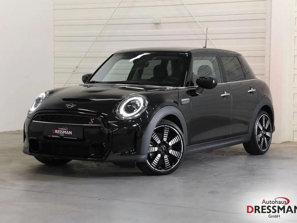 Photo 1 : Mini Cooper 2024 Essence