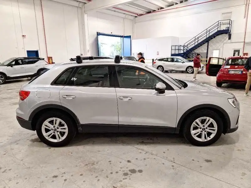 Photo 1 : Audi Q3 2021 Diesel