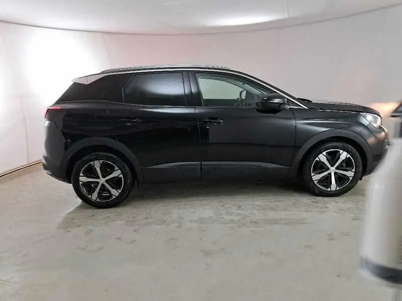 Photo 1 : Peugeot 3008 2019 Diesel