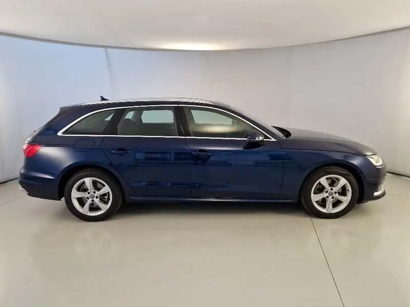 Photo 1 : Audi A4 2020 Hybride