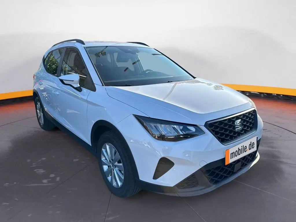 Photo 1 : Seat Arona 2024 Essence